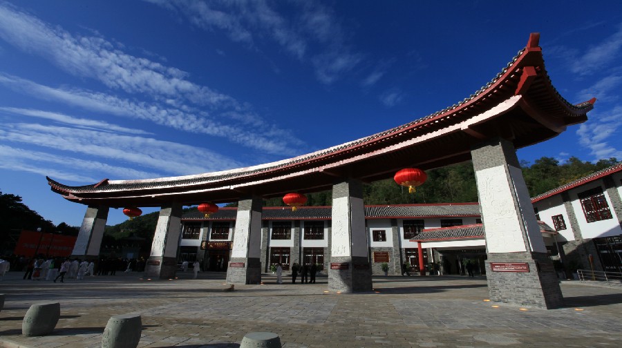 梵天寺建筑群,梵天寺位于天台之上,依山而建,有浓郁的唐代皇家建筑