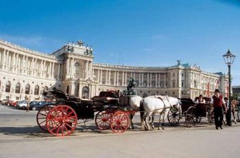 维也纳黑山广场,维也纳维也纳黑山广场攻略\/地