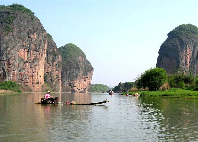 仙水岩芦溪河竹筏漂流,龙虎山仙水岩芦溪河竹筏漂流