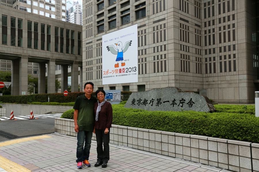 退休夫妇的东京游记:在女儿的游记里,我们是配