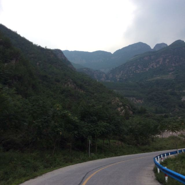 武家湾旅游区位于山西省陵川县马圪当乡的榆树湾——武家湾村,有"