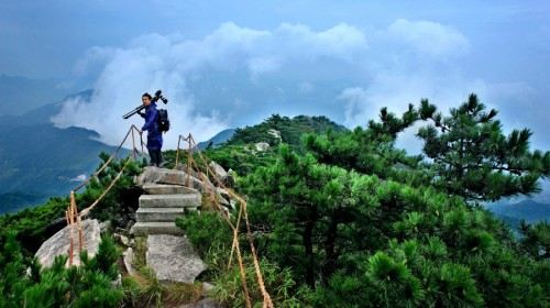 罗田大别山薄刀峰风景区