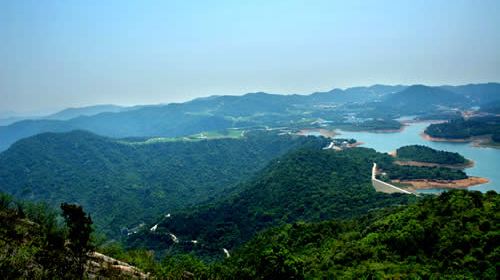 登山 景点地址:深圳市龙岗区坪山镇
