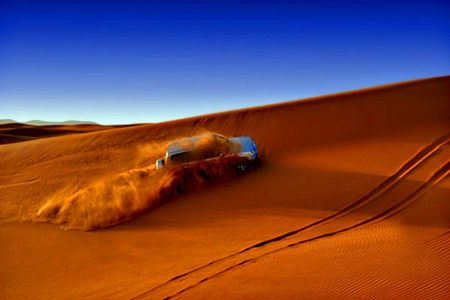 迪拜+阿布扎比6日4晚跟团游(5钻)·升级亚特+