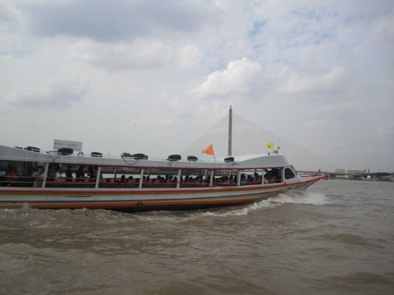 泰国旅游交通攻略 去泰国用交通工具?租车,火