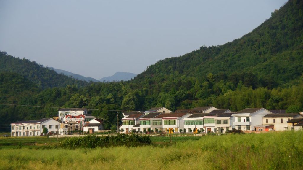 长沙周边一日游(大美黄荆坪)