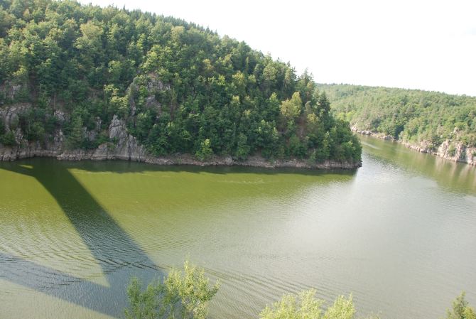 美丽的沃尔塔瓦河风光,难忘的捷克之旅。 - 布