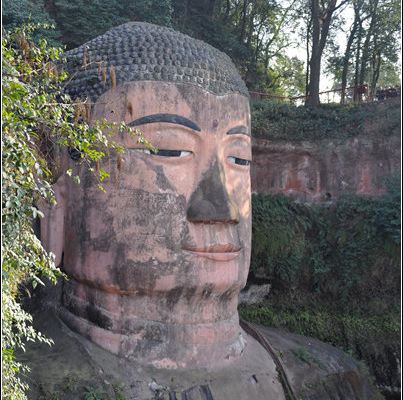 成都、峨眉山、乐山、都江堰8天7夜自由行游