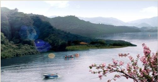 0 环境: 服务: 人均消费: 商户描述:石鹅湖风景名胜区,位于武义县城西