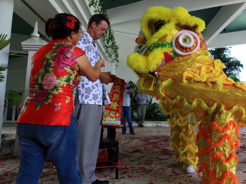 太平洋中一艘永不沉没的航空母舰--塞班,阳光、