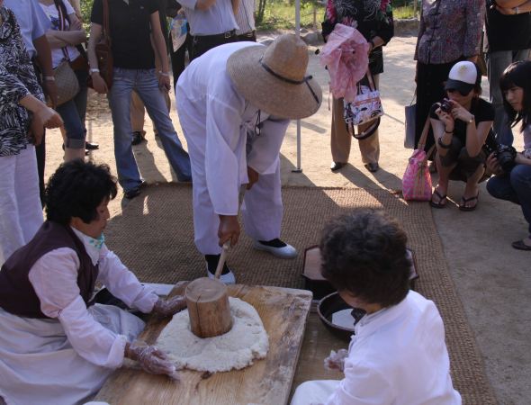 【i旅行】跟美女7V 感受韩国传统文化