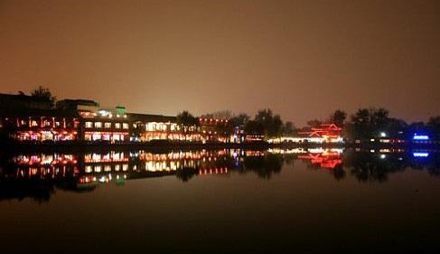 什刹海酒吧街-介绍,门票,点评,照片,视频,攻略,线