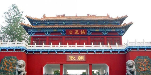 ժ̨