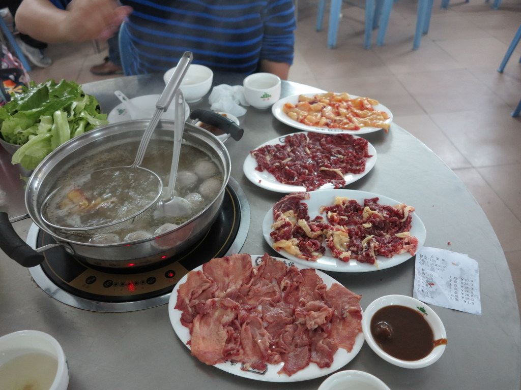 汕头有哪家建行周末正常上班的,具体的位置在