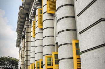 新闻及艺术部大厦,新加坡新闻及艺术部大厦攻