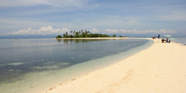 阿罗娜海滩门票多少钱_阿罗娜海滩门票价格_
