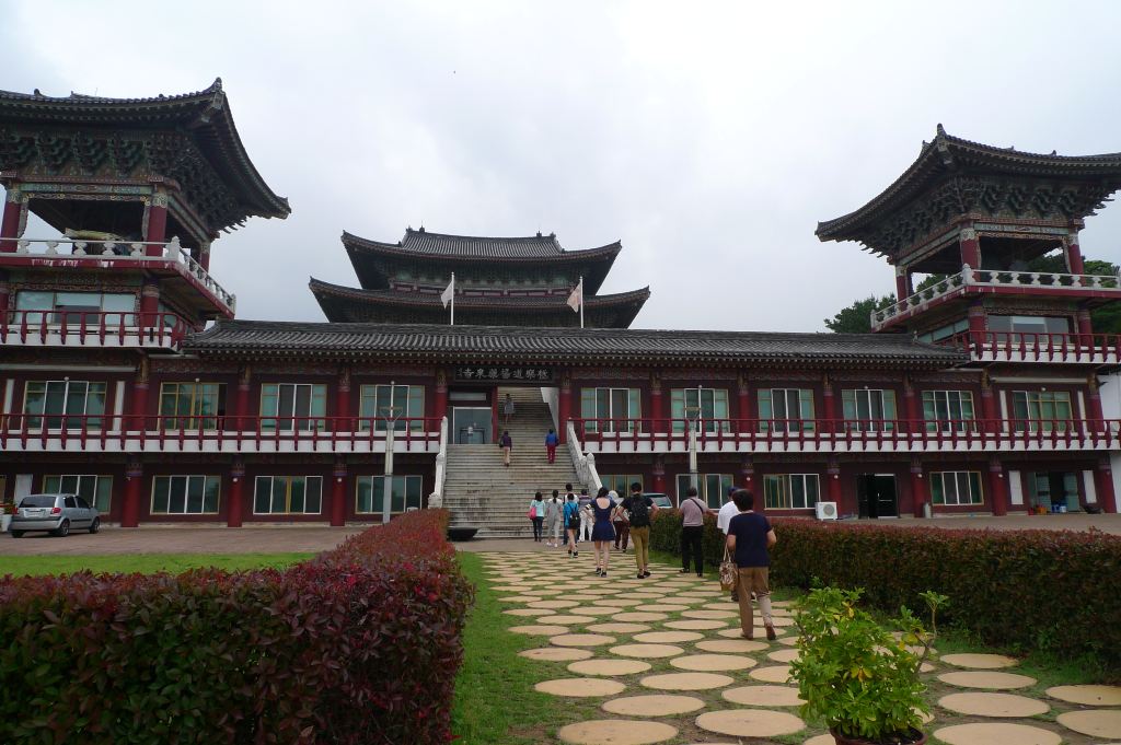 穷游韩国济州岛-药泉寺