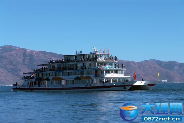 大理有什么好玩的地方之乘游船环洱海 - 大理游