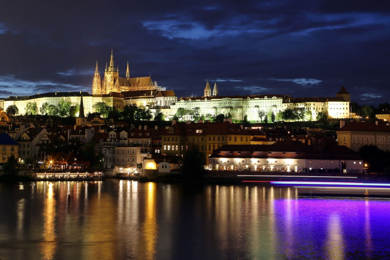 奥地利维也纳+捷克+匈牙利+斯洛伐克10日跟团