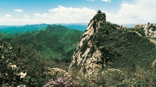 莲青山情人谷风景区  山东  枣庄】