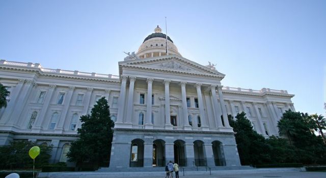 市政大厅工资是多少图片_市政大厅工资是多少