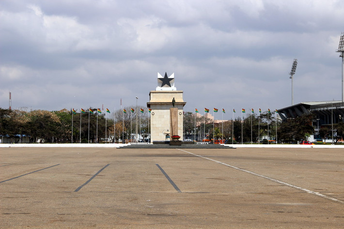 第1天 2013-11-20 到加纳首都,应去其见证国家独立的纪念地一游.