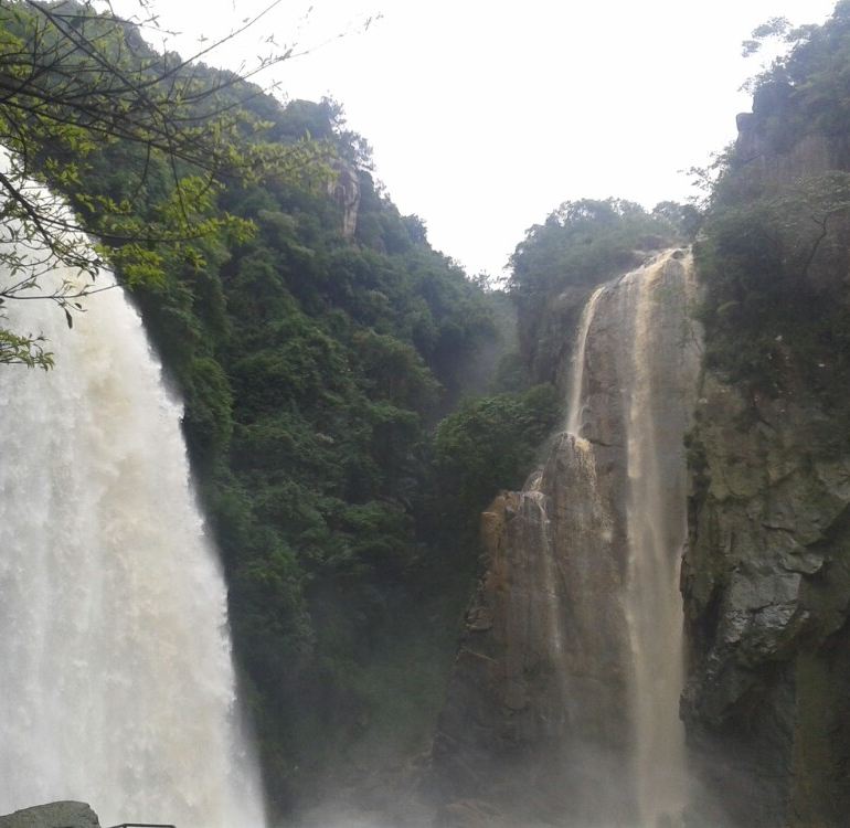 九鲤湖风景区