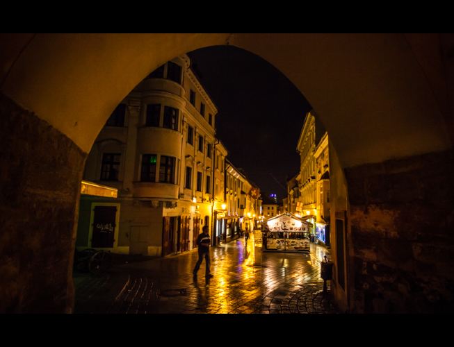 市记忆 -- 有限的时光,说不尽的布拉迪斯拉发 (暴