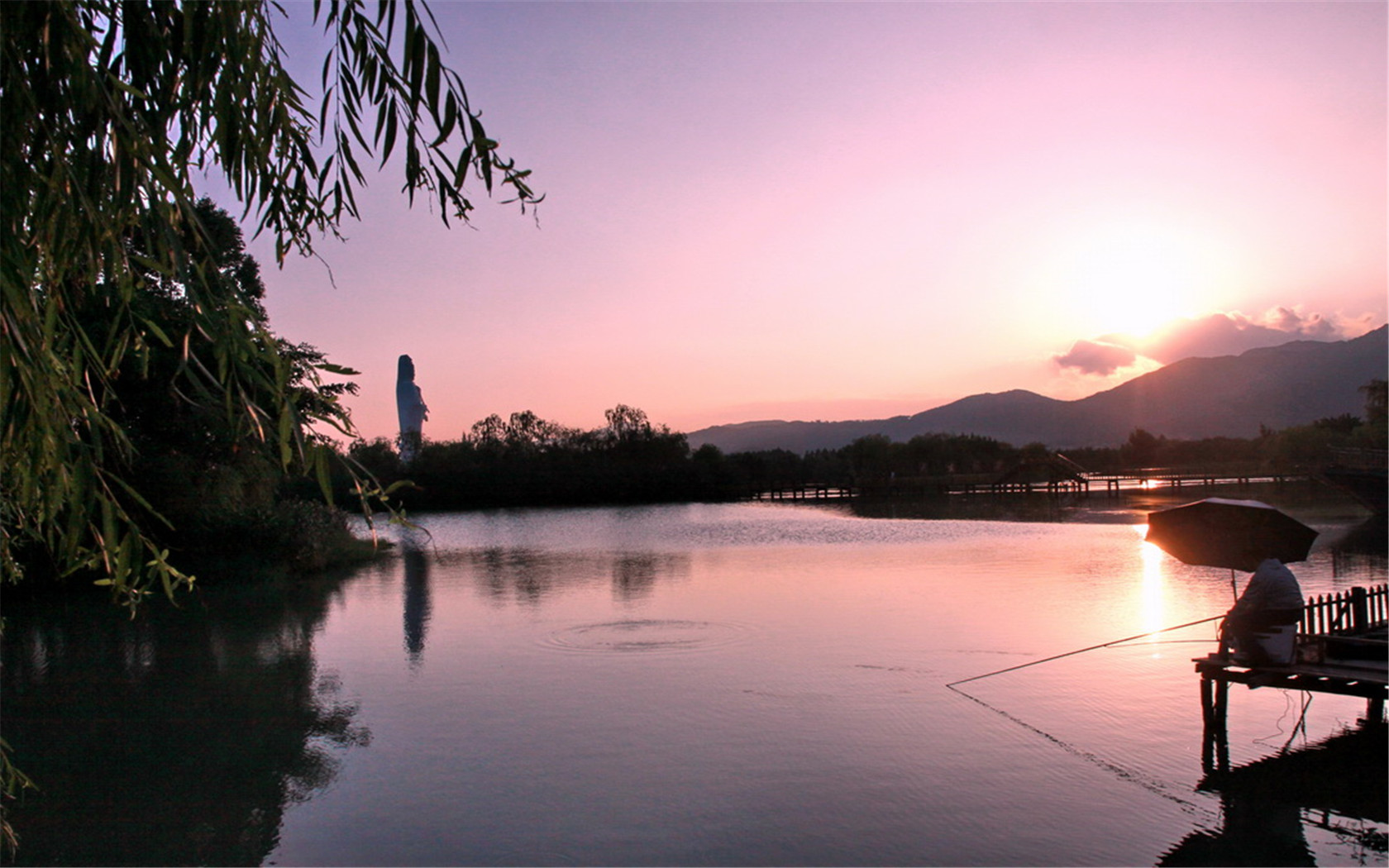 天生农庄景区-碧波湖.jpg