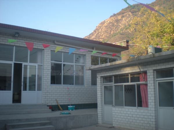 一层三间平房带车库设计图展示