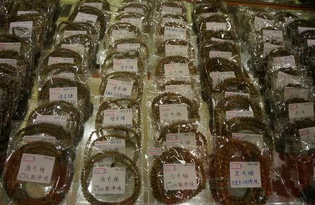 把最后一缕阳光藏在斑驳的墙缝里--记柬埔寨6