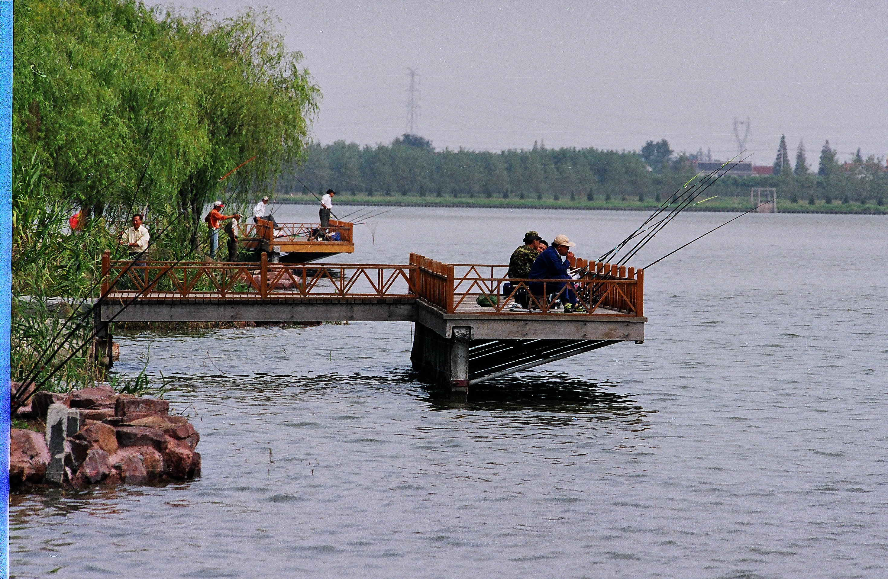 明珠湖垂钓.jpg