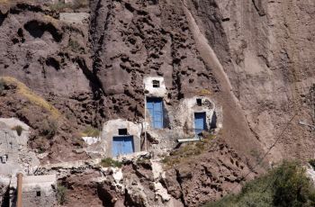 卡美尼岛火山,圣托里尼卡美尼岛火山攻略\/地址