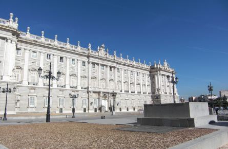 不让拍照的马德里王宫 - 马德里游记攻略 - 携程