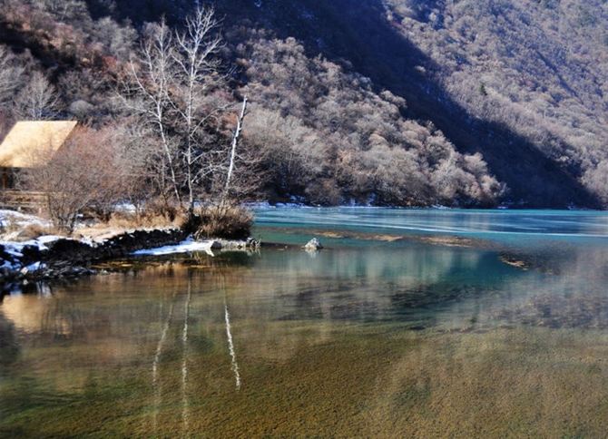 第二天:松坪沟——茂县——成都,整天游玩松坪沟景区白蜡海,白石海