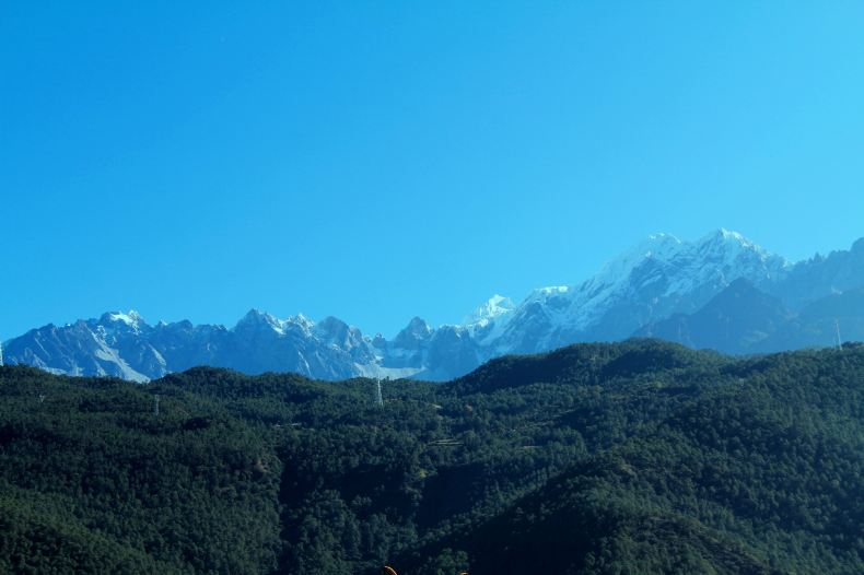 丽江 - 和你十年的约会 (丽江攻略 + 海量照片) -