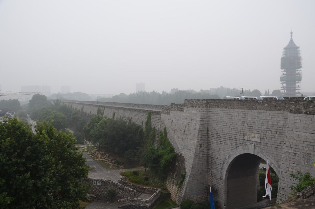 南京二日游该怎么安排?去哪些景点,吃哪些小吃