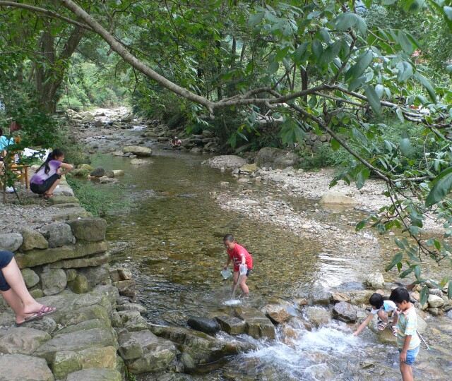 养马峡风景旅游区,位于四川省江油市西北部文胜乡境内,距江油市60