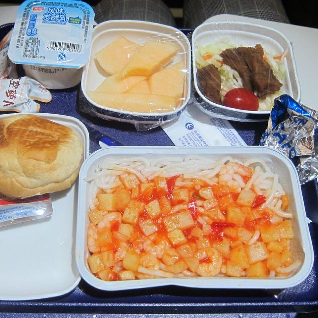 东航飞机餐