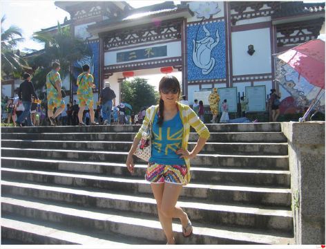 20、<em>30、40</em>岁的<em>女人</em>外带个小男人自助游三亚
