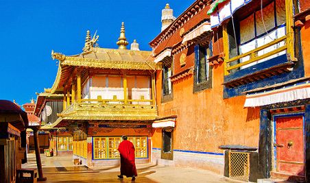 拉萨三日游攻略 在八廓街上喝奶茶、大昭寺前