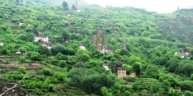 丹巴古碉楼-介绍,门票,点评,照片,视频,攻略,线路