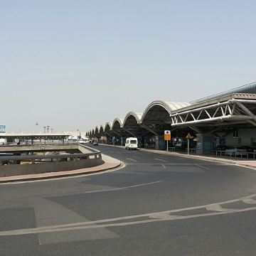 到达首都机场t2,准备出发.三亚走起!