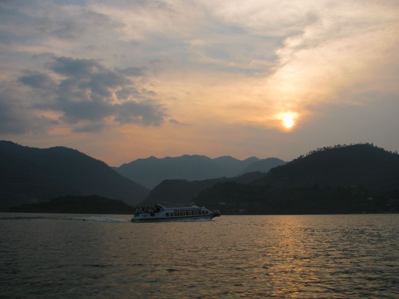 郴州东江湖漂流两日自驾游