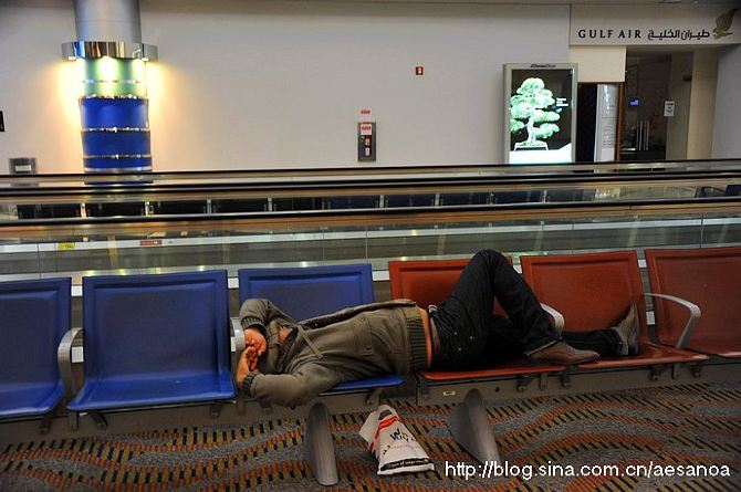 迪拜国际机场,转机酣睡大比拼 - 迪拜游记攻略