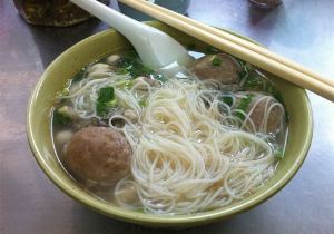 星空体育上市8年来营收首降绝味食品怎么了？