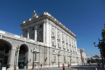 不让拍照的马德里王宫 - 马德里游记攻略