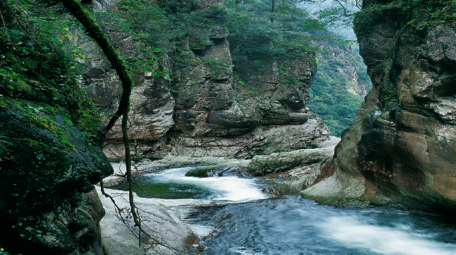 鼓城山七里峡景区