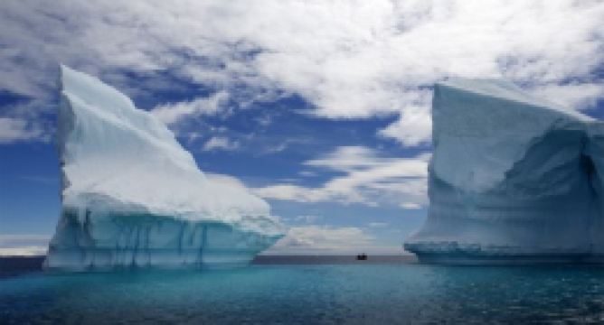 关于悬崖边的布朗的毕业论文模板范文