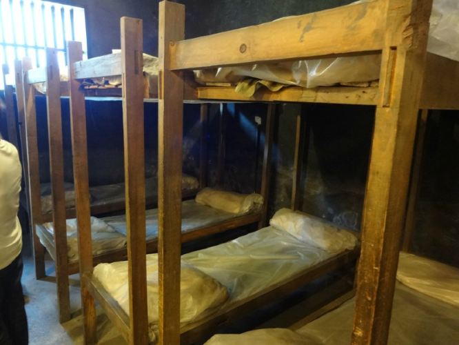 渣宰洞 刑具 女子监狱 好可怕 传说中